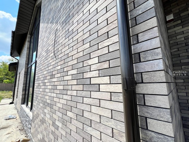 Завод кирпича и квадроблоков ФэшнБрик  производство квадроблоки, тетрисблоки, гиперпрессованный кирпич для заборов и столбов от завода