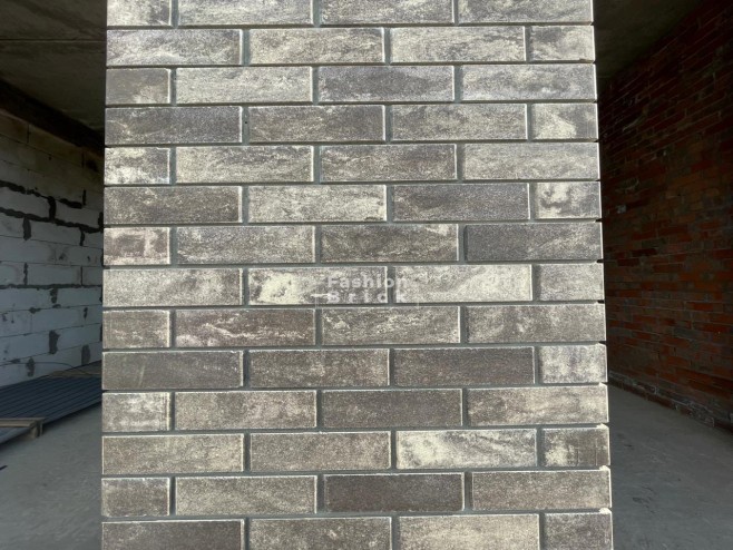 Завод кирпича и квадроблоков ФэшнБрик  кирпичные блоки для заборов и столбов от завода с доставкой