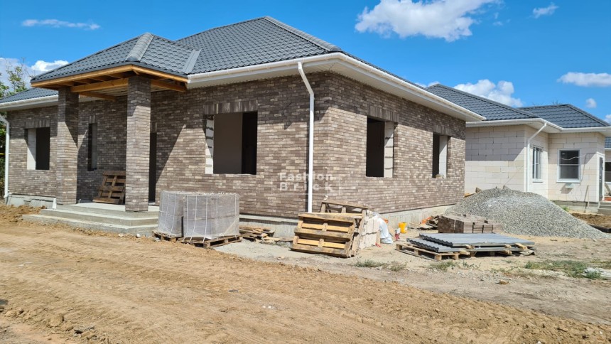 Fashion Brick производитель завод кирпича и блоков производство квадро блоки для заборов и столбов от завода