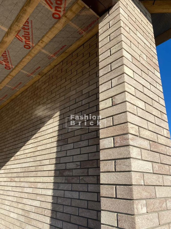 Завод кирпича и квадроблоков ФэшнБрик  производство бетонные блоки для заборов и столбов с доставкой от завода Литос