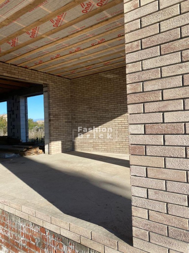 Гиперпресованный кирпич завода Fashion Brick кирпичные блоки для заборов и столбов от завода