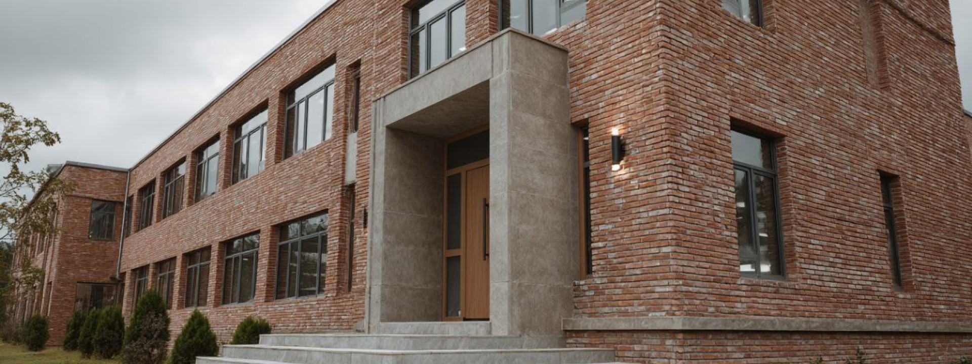 Производитель кирпича облицовочного гиперпрессованного под клинкерный