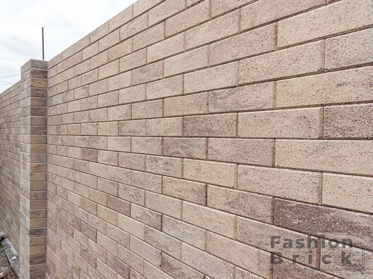 Линейка Brick House